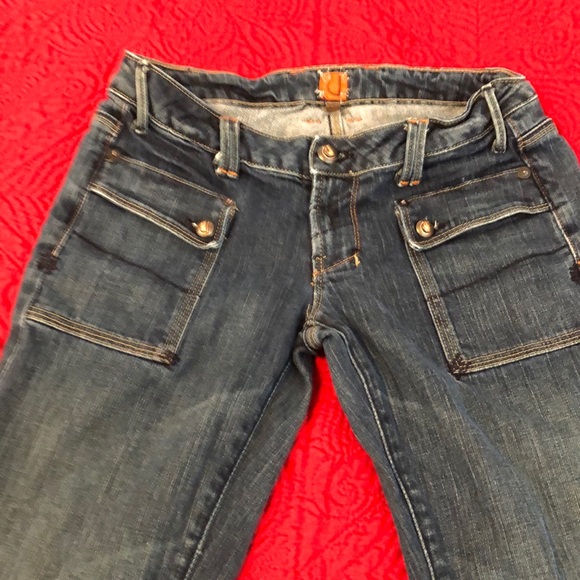 U Jeans - Picture 6 of 8